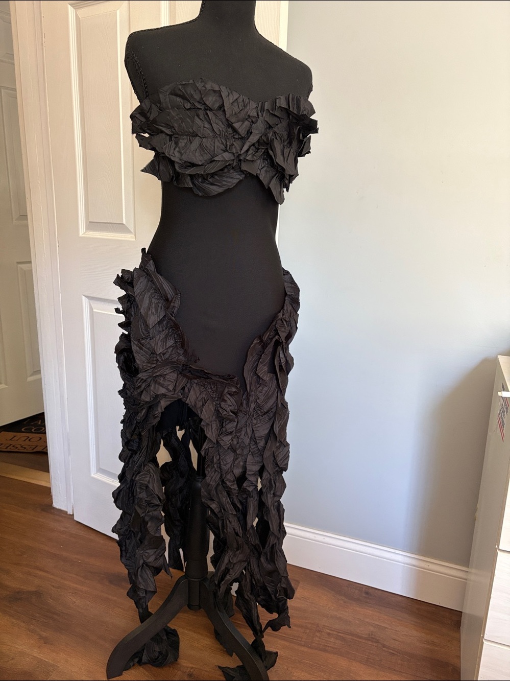 Fashion Nova Leila Bandage Strapless Ruffled Mini Dress Size M - Picture 4 of 11